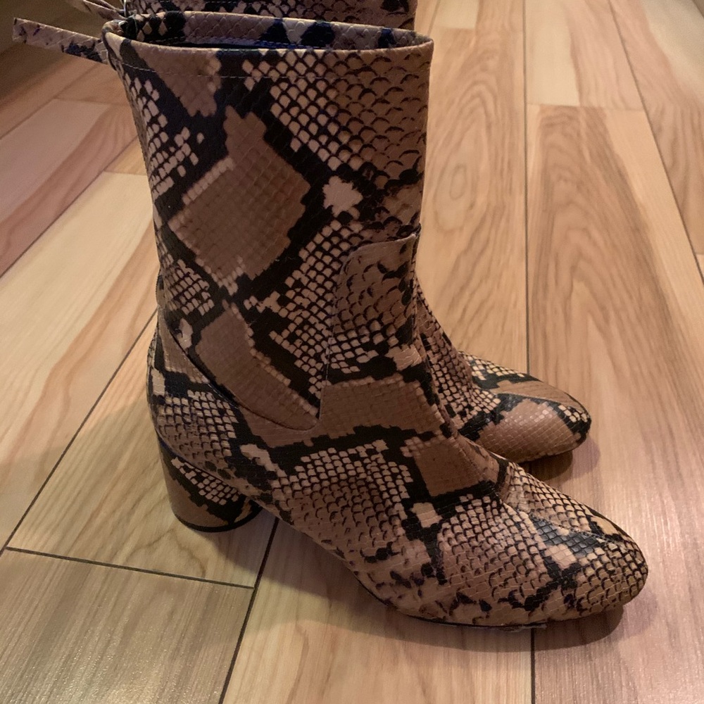 Zara snakeskin boots